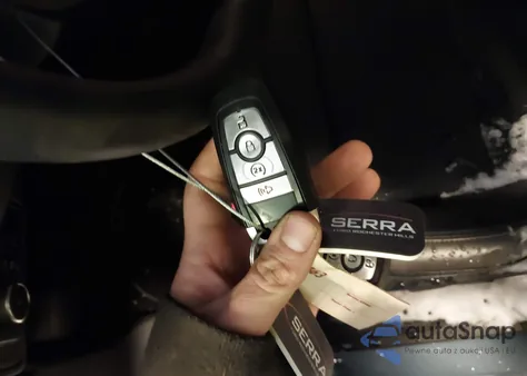 2025 Ford Bronco Outer Banks z USA, uszkodzony, nr VIN 1FMEE8BP5SLA41382